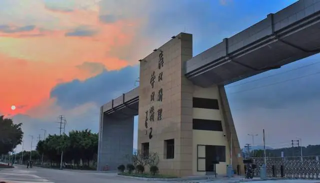 为什么参加篮球辅导可以帮助孩子更好地成长_1